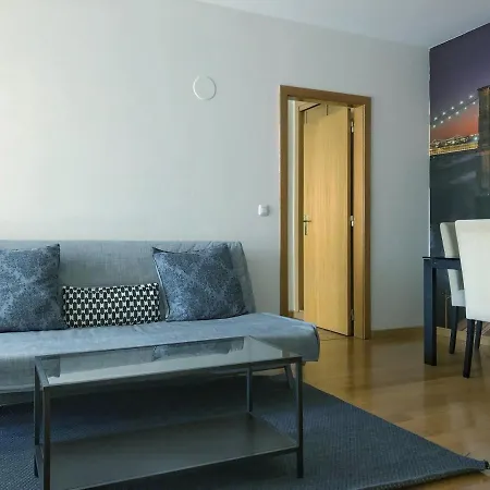 Relaxing In Parque Nacoes Apartman *